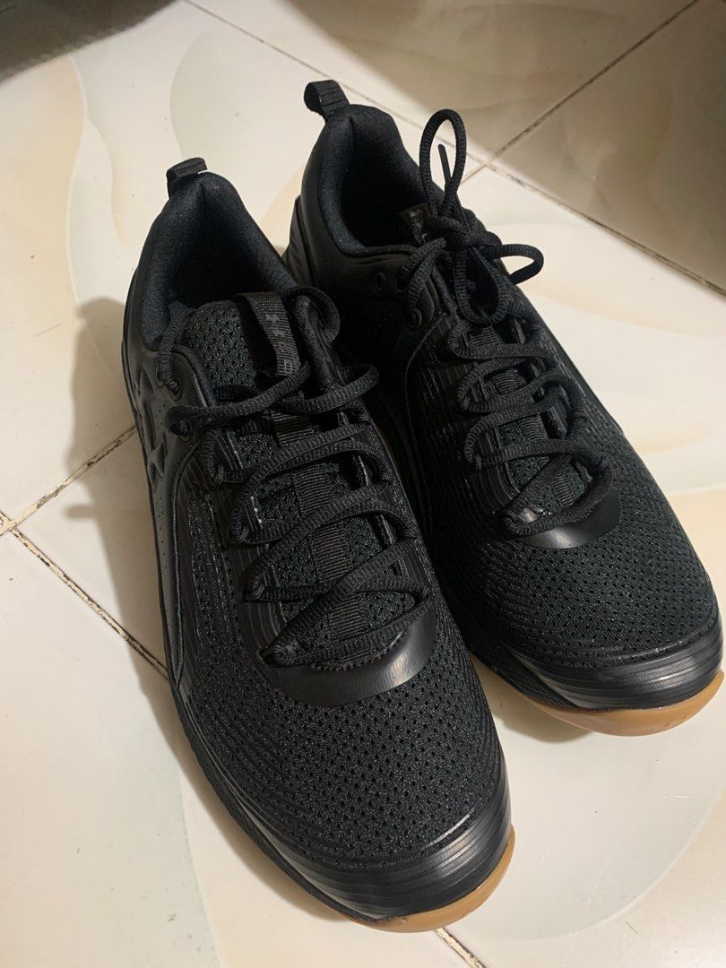 Under armour store combat 3