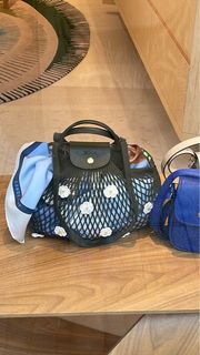 （分類：）位於 。 由 KSboutique 提交（商品編號 1287472509，圖片 1）。簡介： 。