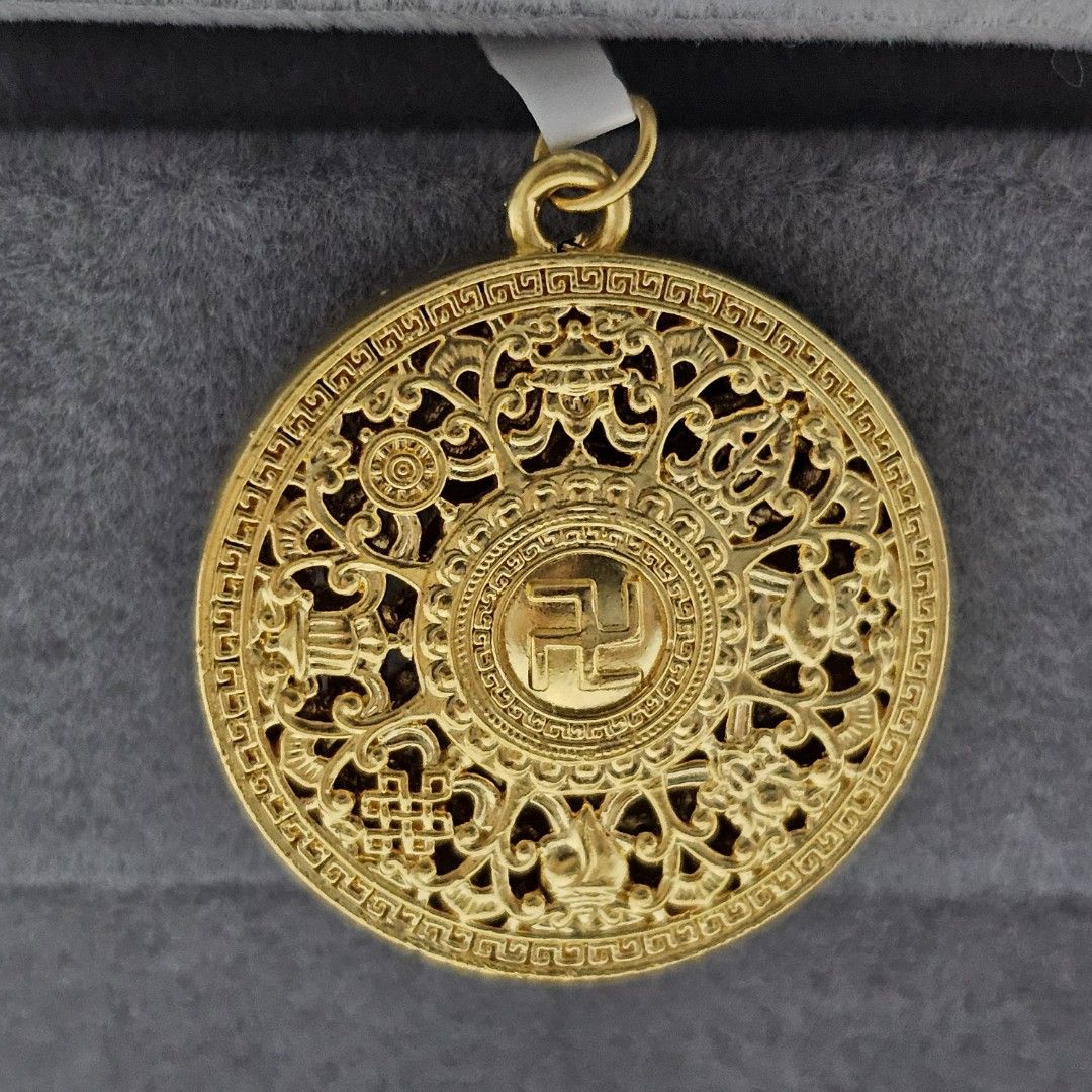 Gold pandal photo sale