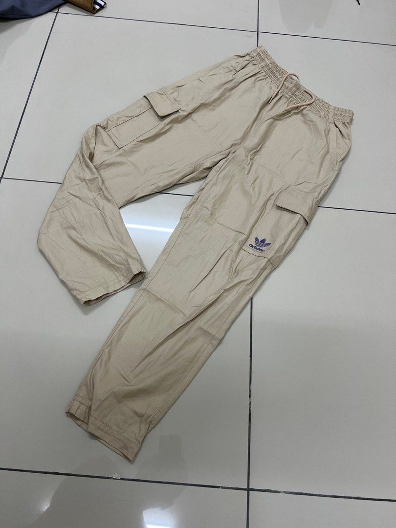 Adidas chino online moreno 0800