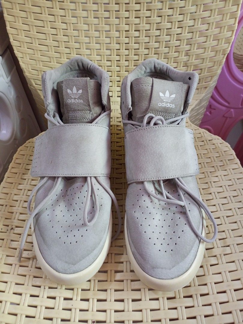 ADIDAS TUBULAR INVADER SHOES 2999PHP SHIPPING SIZE US 8.5 NO ISSUE NEED WASH ONLY