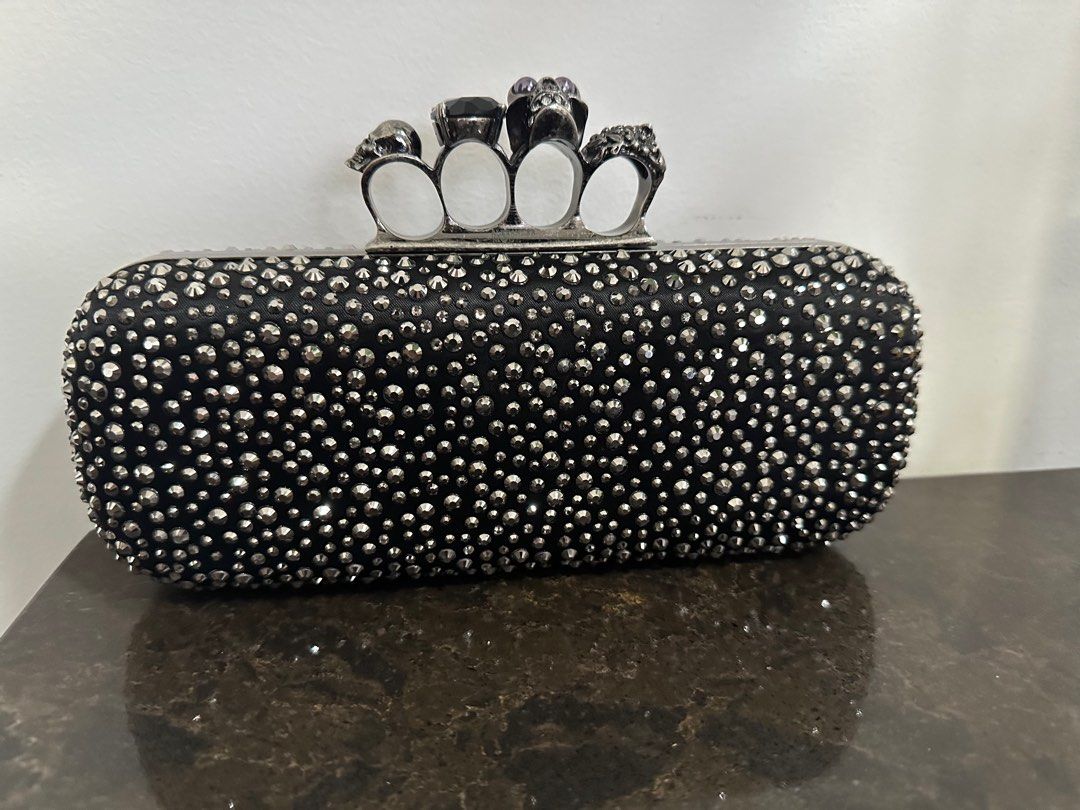 Alexander mcqueen clutch best sale price