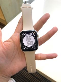 Iwatch series 4 on sale nike 44mm
