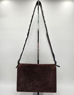 (Category: ) located in . Submitted by designercollectibles.com.au (Listing ID 1287367734, Image 1). Description: .