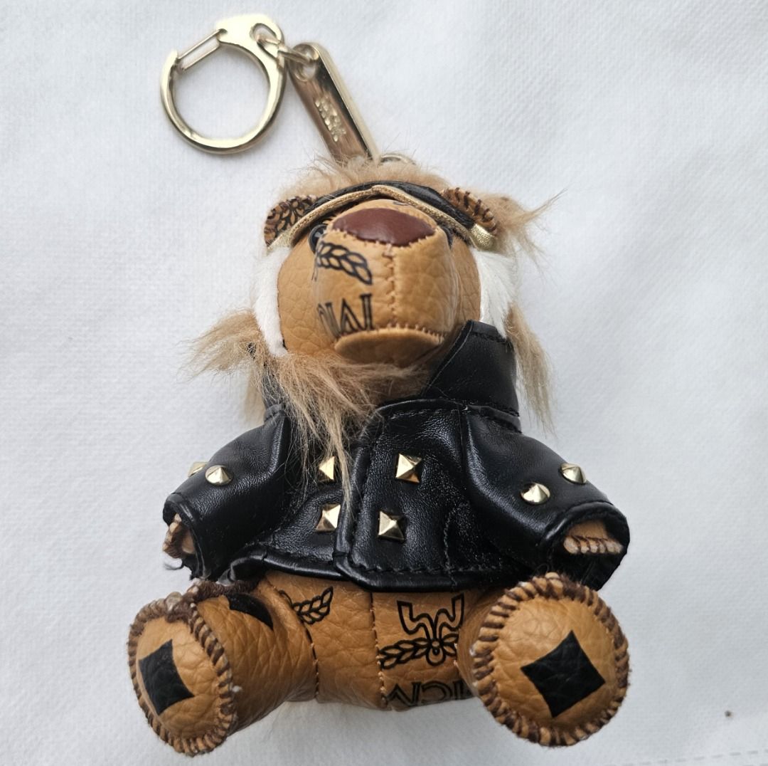 Mcm lion charm shop