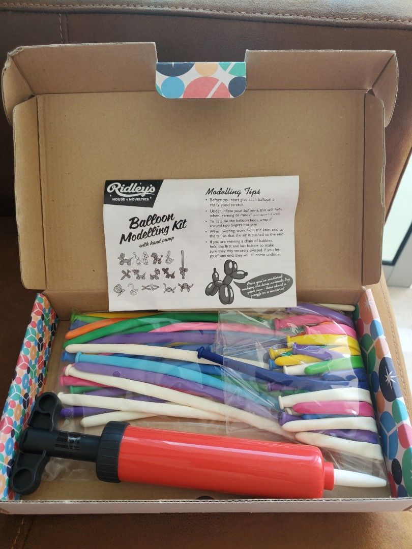Balloon modeling kit with hand pump, Hobbies & Toys, Toys & Games on ...