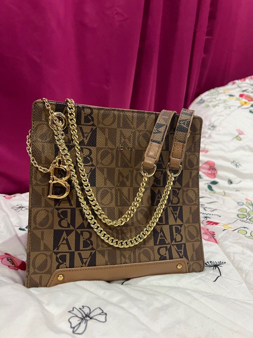 Sling bag bonia original clearance