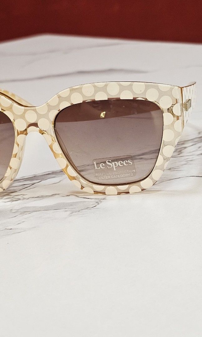 Brand New Le Specs Hermosa Sunglasses Women s Fashion Watches