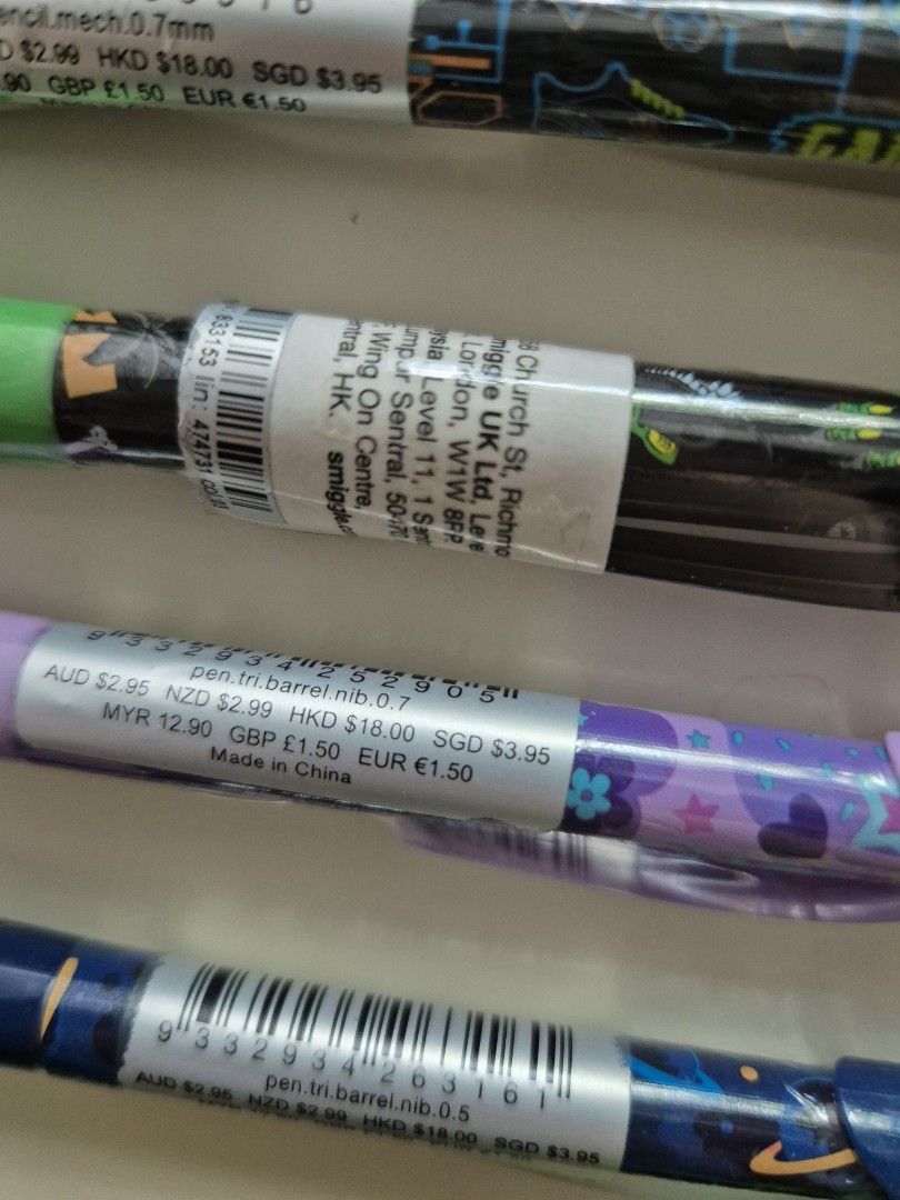 Brand New Smiggle Stationery (Category: Stationery & School Supplies) located in Singapore. Submitted by roseybunny (Listing ID 1287372197, Image 2). Description: - $2.80 each! - Brand new! - Bought at $3.95 each 📍Meet-up locations: Admiralty - Jurong stations 💌 Or tracked mailing (Additional $2.80).