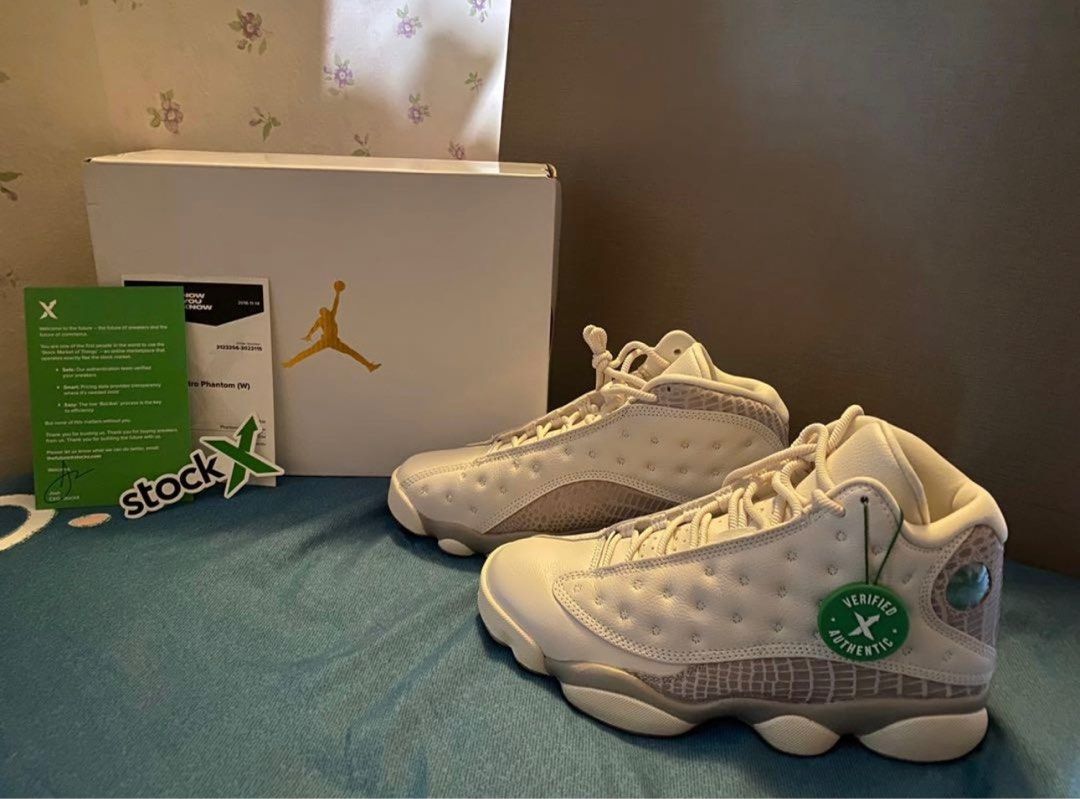 Retro 13 phantom 2025