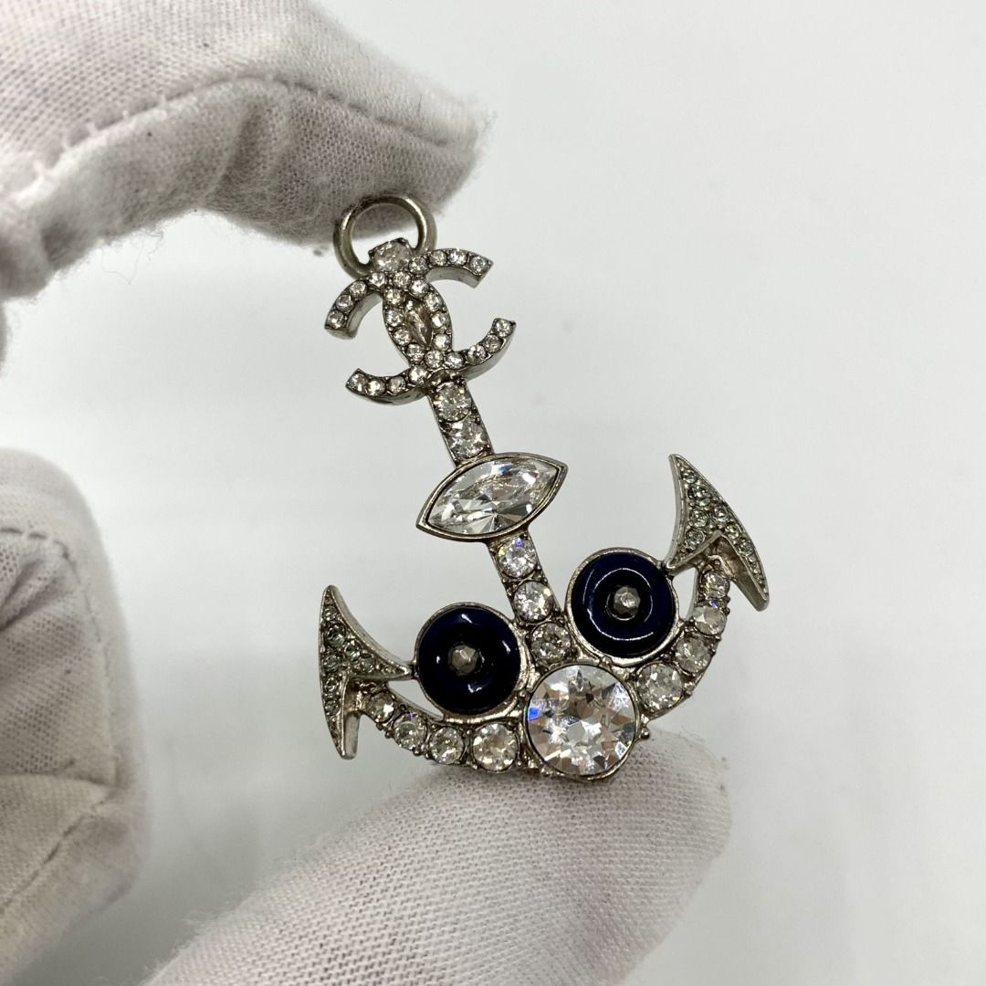 Chanel anchor brooch online