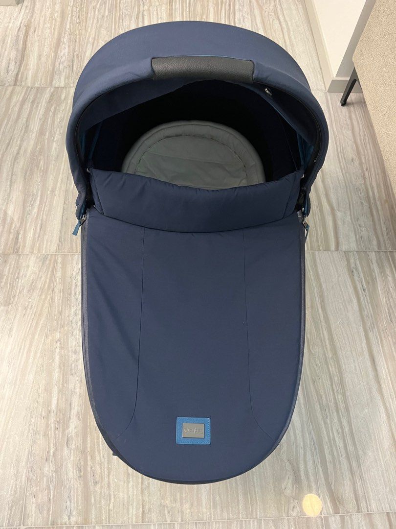 Cybex priam hot sale lux cot