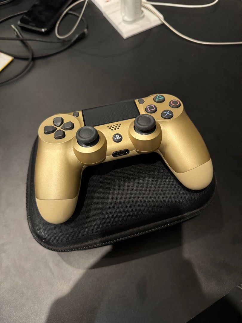 DS4 Gold Original
