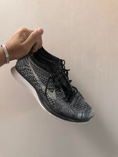 Flyknit racer oreo cheap 2.0 price philippines