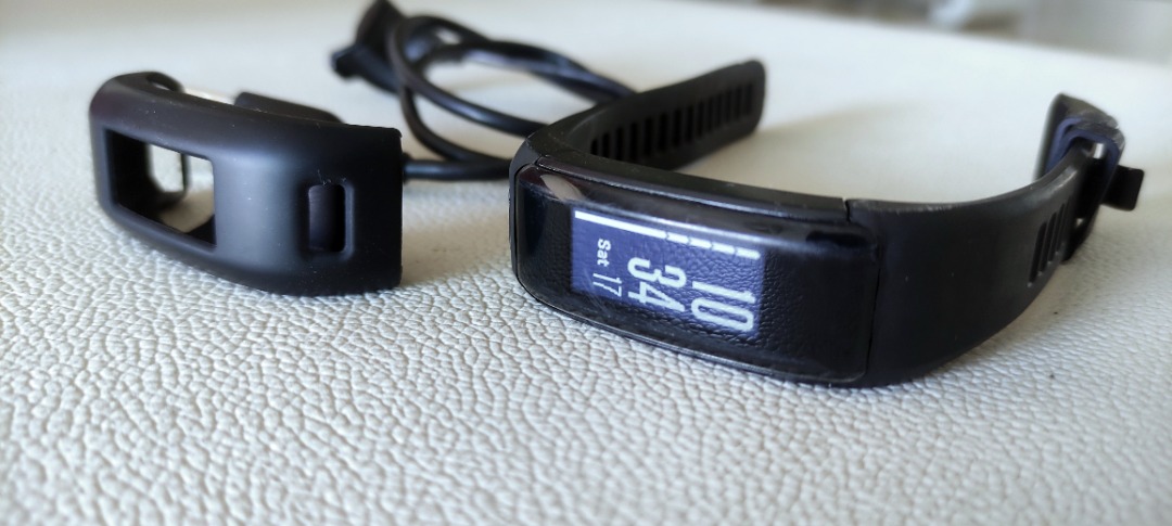 Garmin vivoactive hr for sale on sale