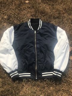 (Category: ) located in . Submitted by loc.thrift (Listing ID 1287510548, Image 1). Description: .