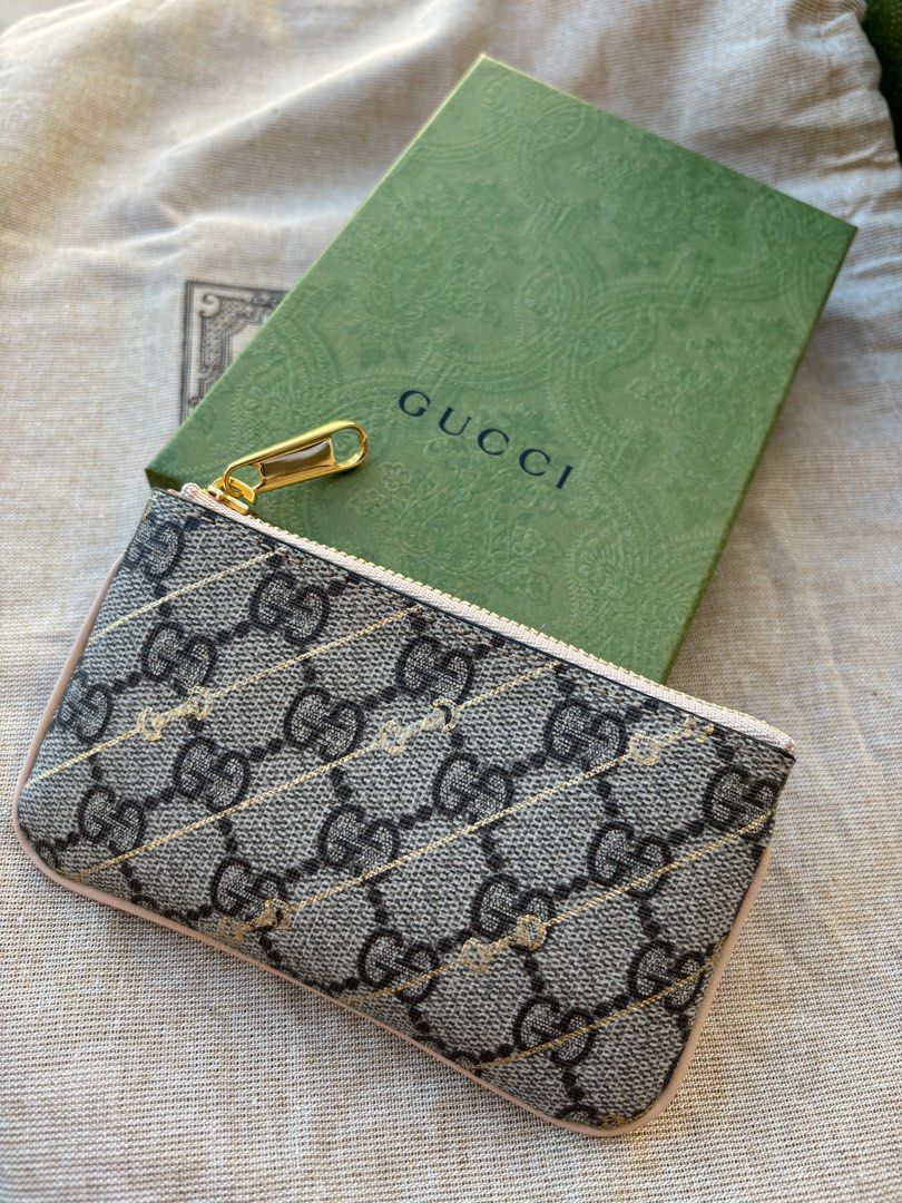 Gucci key sales chain pouch