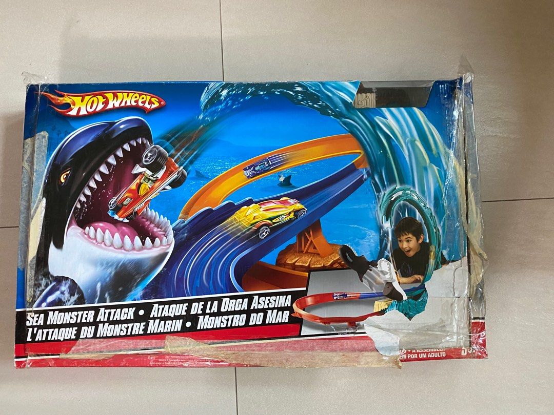 Hot wheels Sea Monster Attack Set Carousell