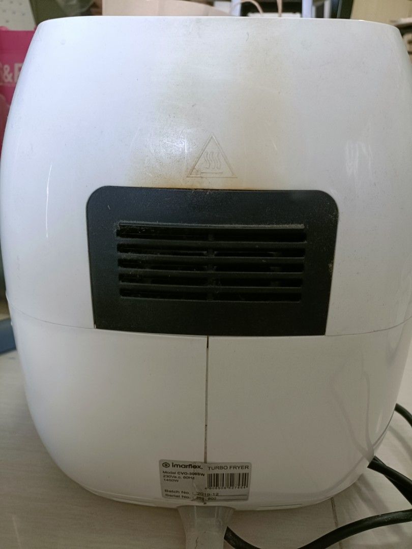 Imarflex turbo fryer (Category: Fryers) located in Quezon City. Submitted by irheen08 (Listing ID 1287338516, Image 2). Description: Imarflex turbo air fryer -3.0 Liters capacity -working in great condition pero ung timer hndi gumagana -original mall price P6,700 **for sure buyer only you may send an sms to 09954839030 ; pick-up Grass Residences, Quezon City.