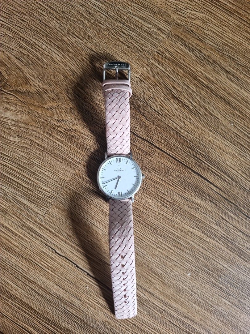 Kapten Son Watch