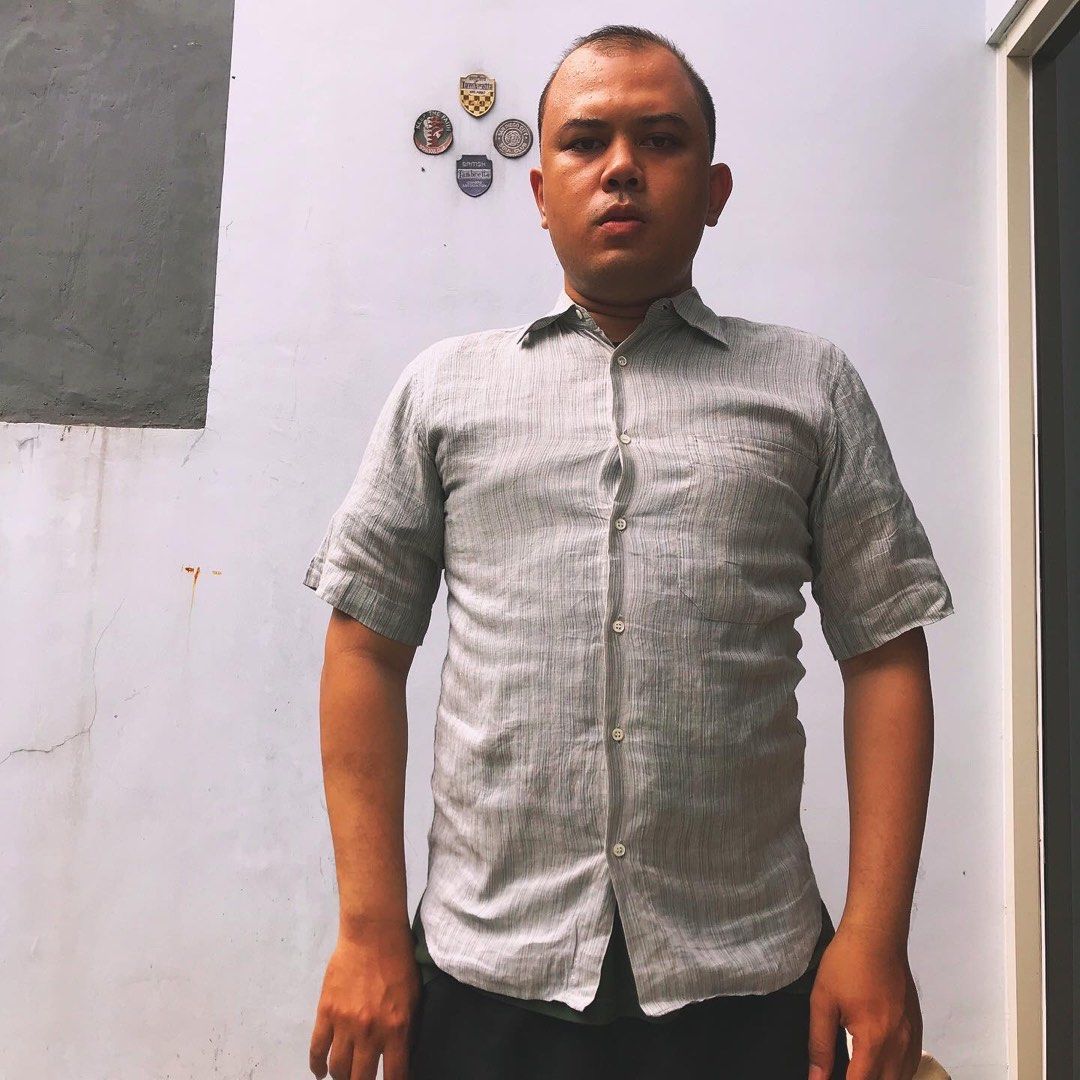 Kemeja Vintage Givenchy Gentleman Paris Short Sleeves Shirt