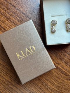Klad Earrings (Used once)