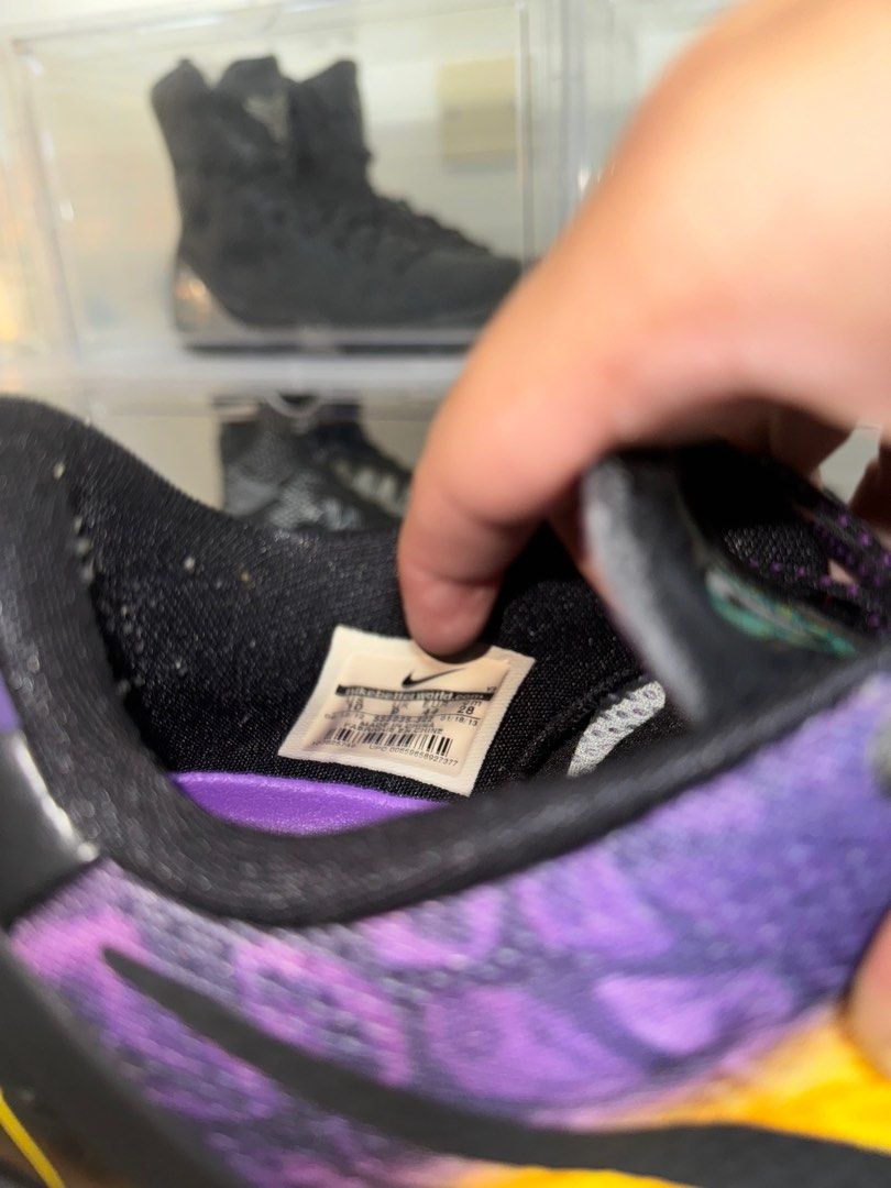 Kobe 8 Easter (Category: Sneakers) located in Singapore. Submitted by blackcap_trader (Listing ID 1287370431, Image 2). Description: Used once to go to a mall, other than dust and yellowing from the years in my collection, good condition. This is not the protro but the original Kobe 8 Us10 selling as I’m moving overseas HMU for nego Nike, adidas, under armour, Kobe, Jordan, new balance, Anta, lining, converse, Reebok, peak, rigorer.