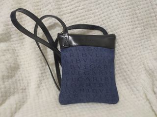 (Category: ) located in . Submitted by selectedbags (Listing ID 1287671417, Image 1). Description: .