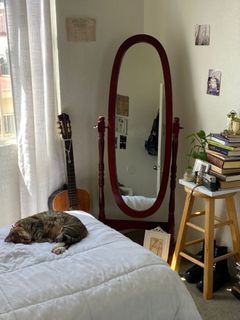 (Category: ) located in . Submitted by aintalwayslikethis (Listing ID 1287398666, Image 1). Description: .