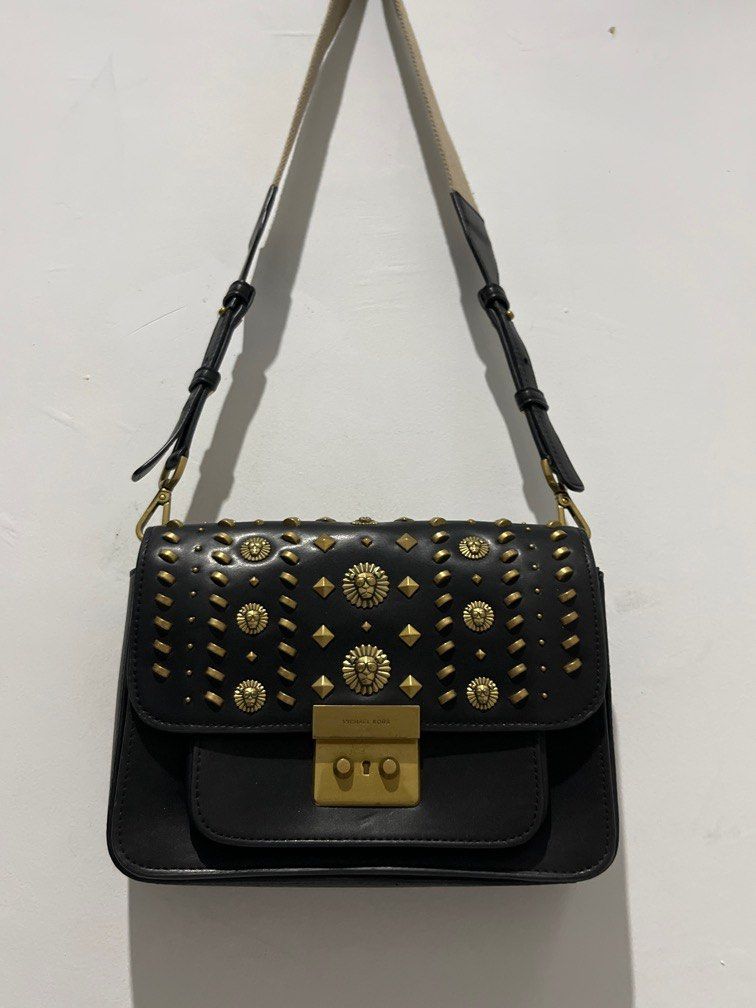 Michael Kors Sling Studs bag, Barang Mewah, Tas Dompet di Carousell