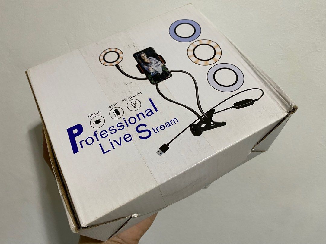 Multiple Ring Light with stand and clip (Category: Other Gadgets) located in Pasig City. Submitted by declutter_a_ciro (Listing ID 1287573517, Image 1). Description: Brand new Never opened RFS: Walang paggagamitan.