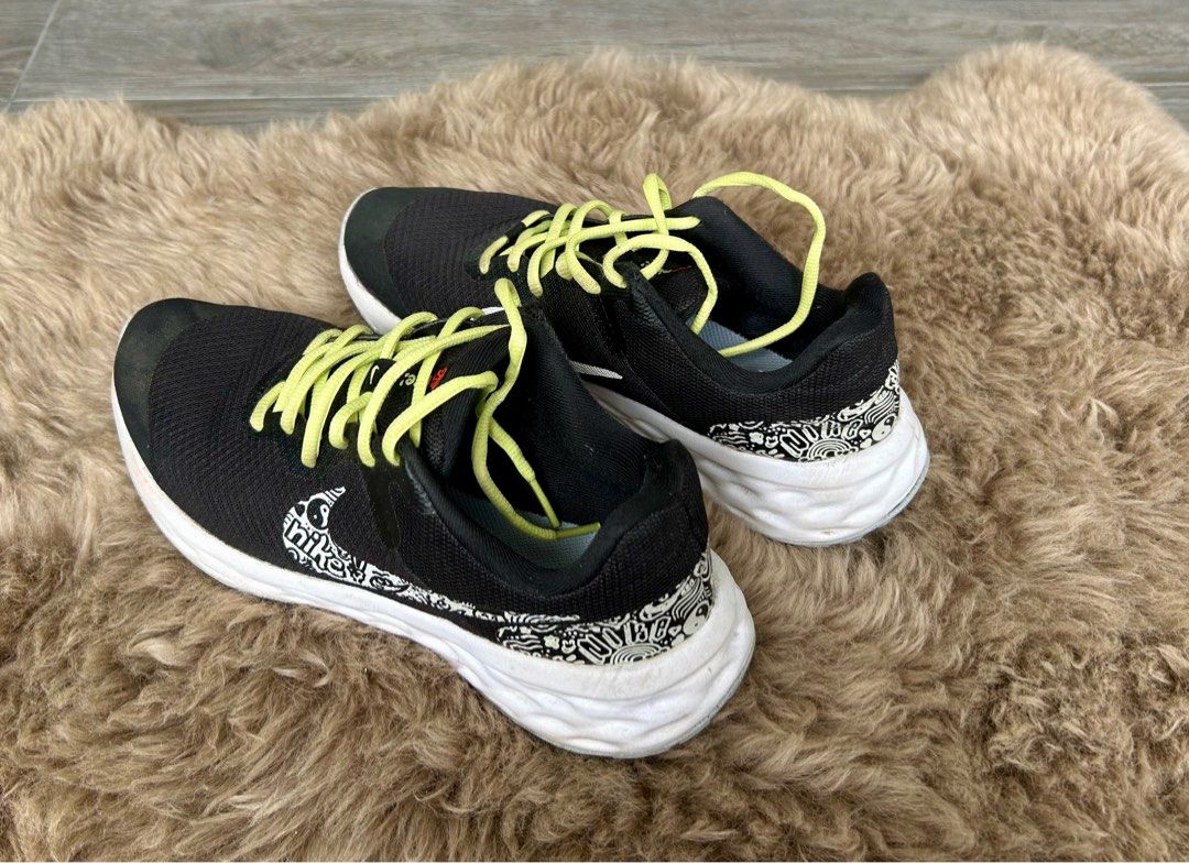 Nike epic clearance react older kids