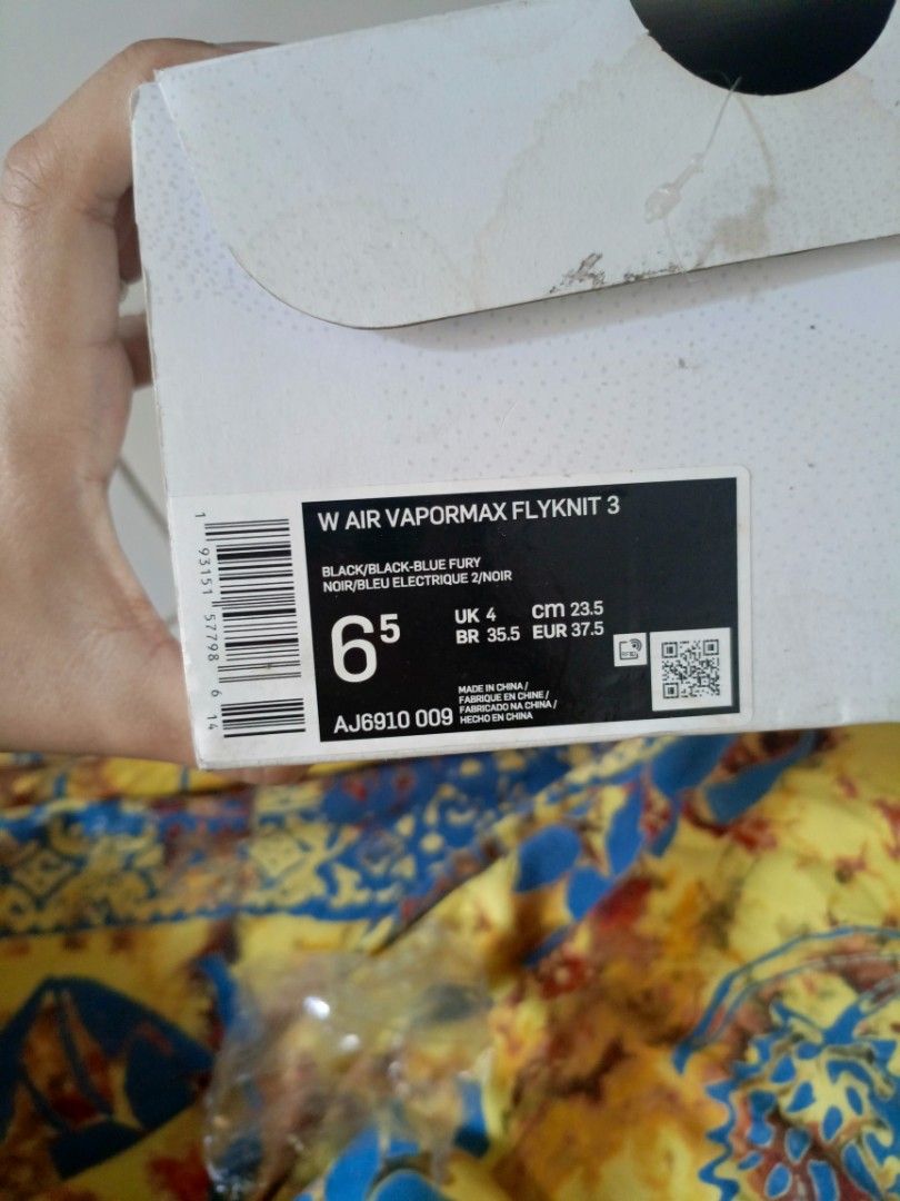 Vapormax hotsell bleu electrique