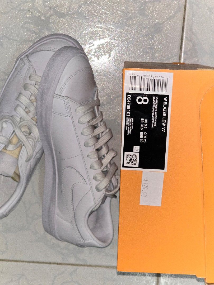 nike blazer low womens silver