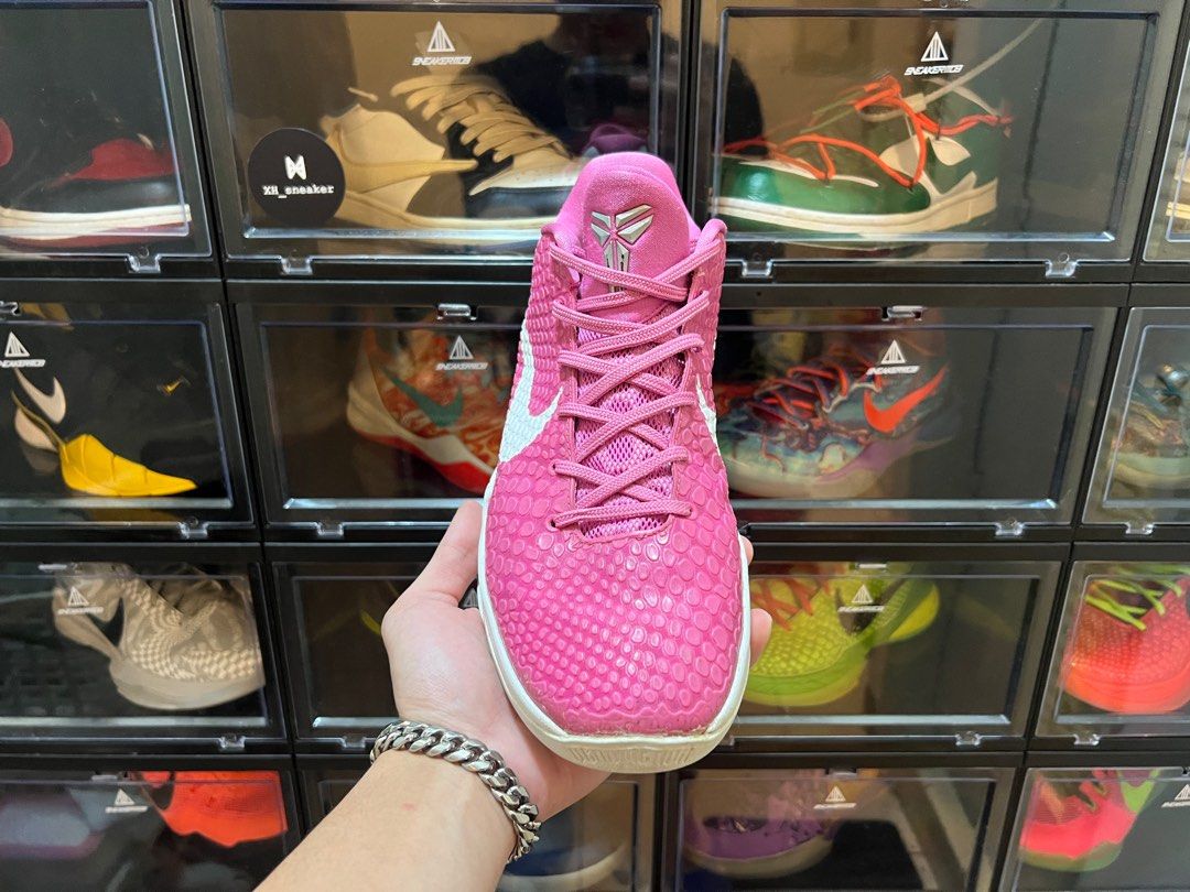 Kobe 12 pink store