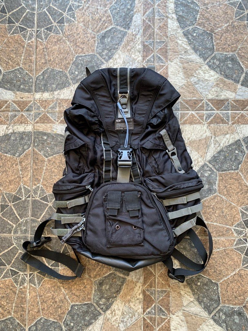 Oakley tactical field gear backpack new arrivals