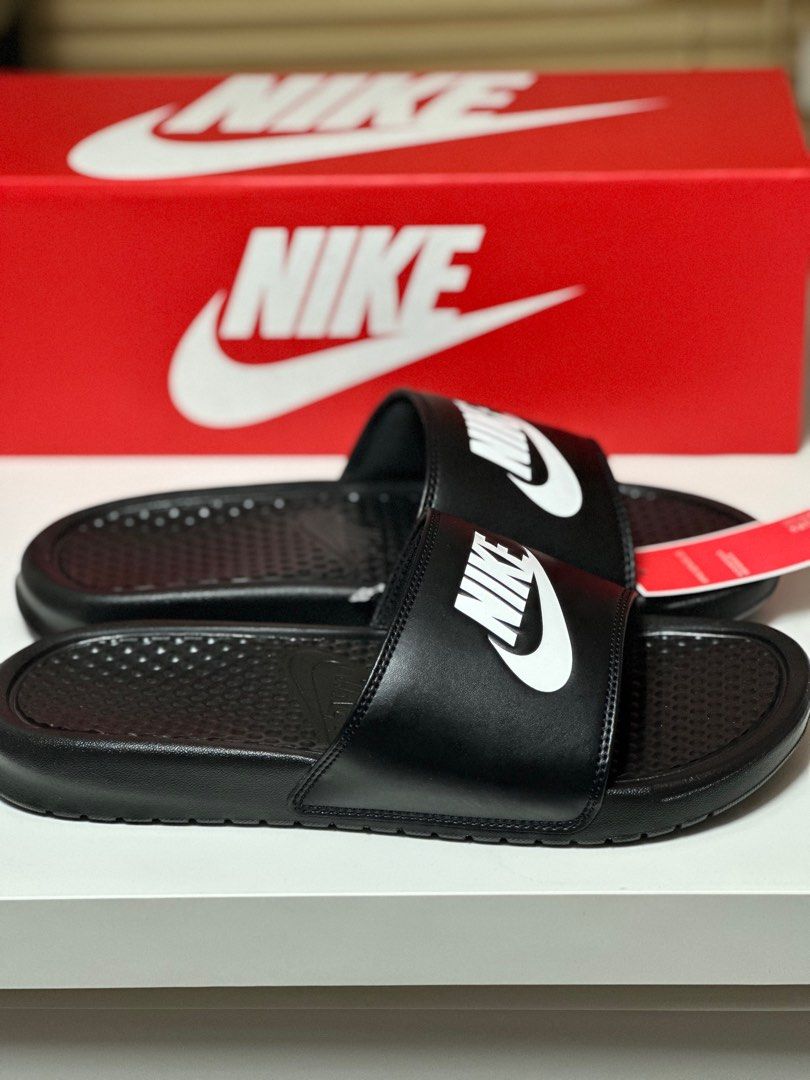 Nike benassi size outlet