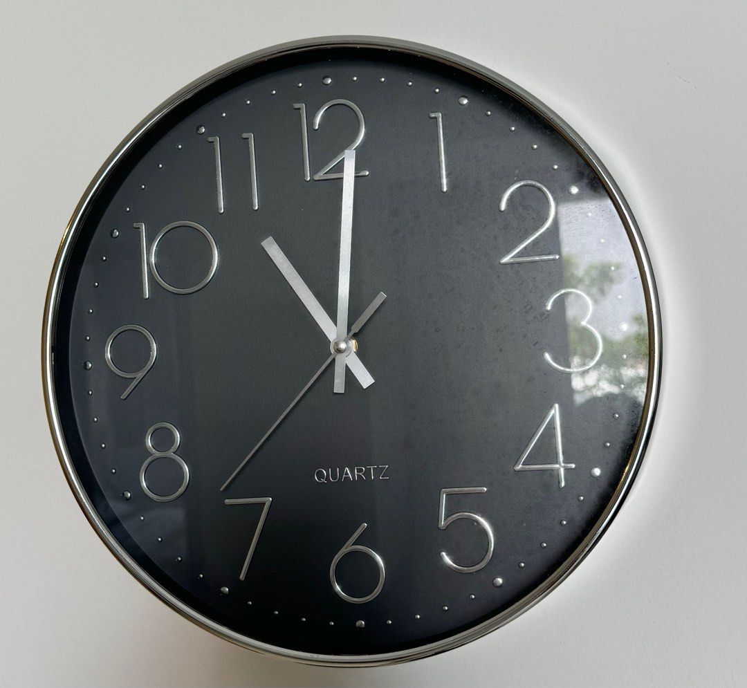Quartz Clock Furniture Home Living Home Decor Clocks on Carousell