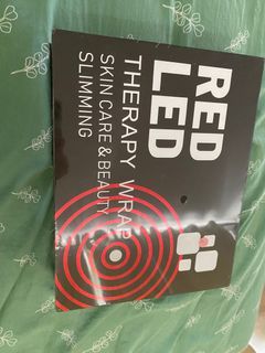 SEALED RED LED THERAPY LIGHT SKINCARE AND BEAUTY SLIMMING