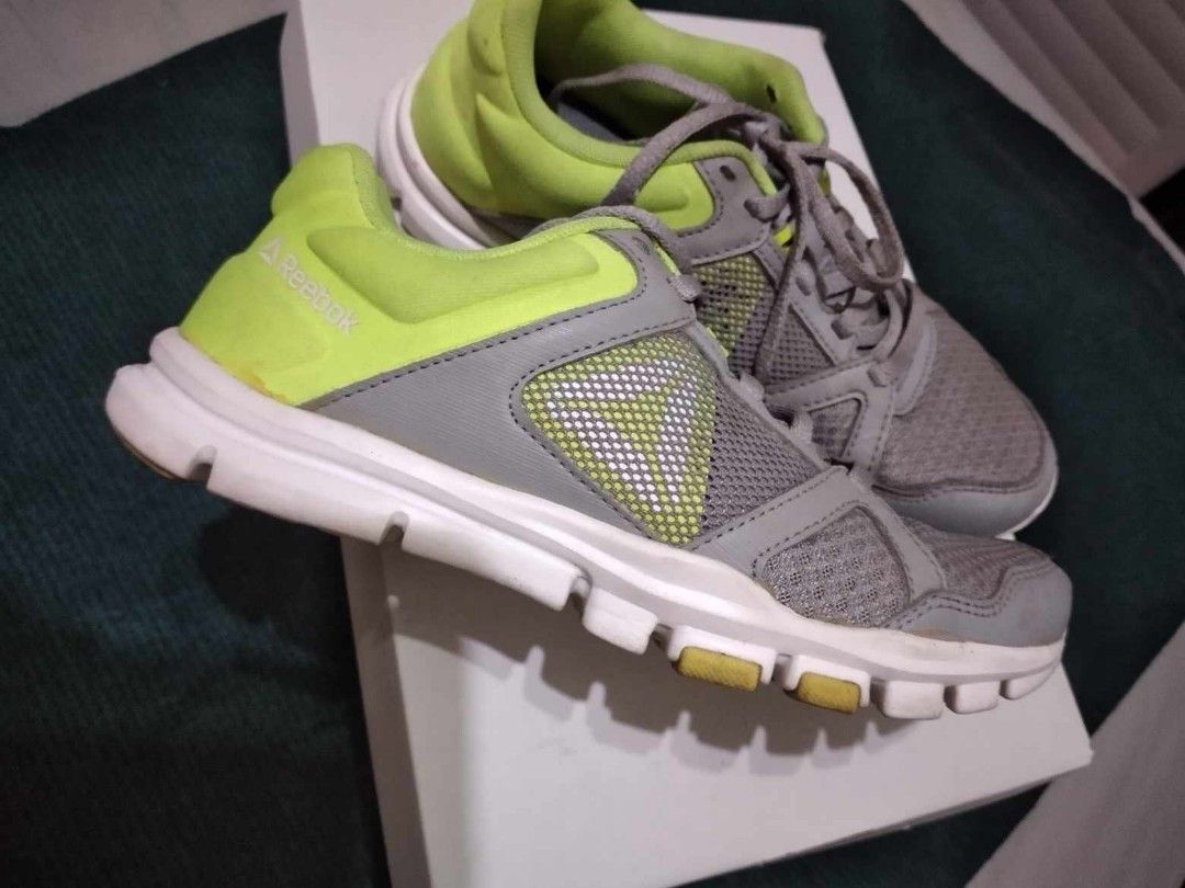 Reebok yourflex decathlon top