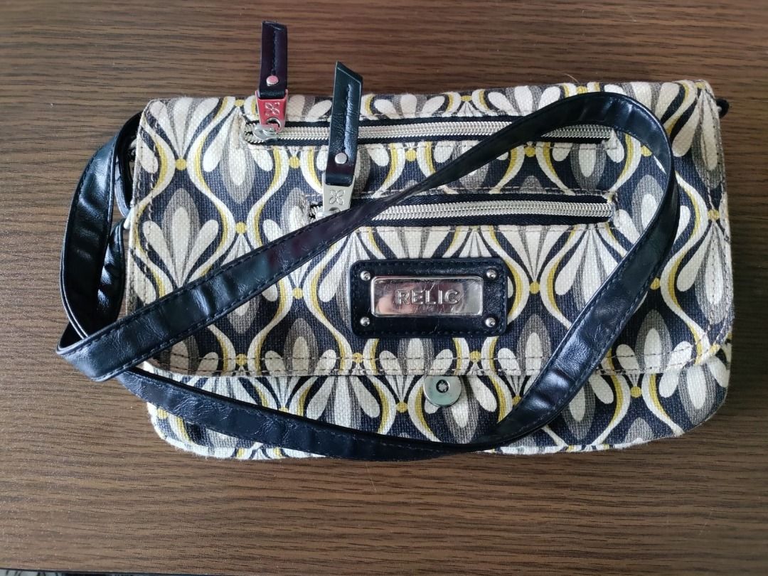 Relic online sling bag