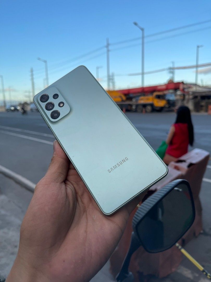 Samsung a73 (Category: Samsung) located in Quezon City. Submitted by mubrogadgets (Listing ID 1287435096, Image 2). Description: SAMSUNG A73 5G 11499 pesos only ➡️open for cod & cop via lalamove or LBC, only you need is to pay the shipping fee 👉new release ng samsung 👉no issue/no history of repair 👉super good for gaming and camera 👉high quality displaynmm 👉no amoled burn issue 👉super smooth sa gaming 👉pm me for more details 👉5g network co