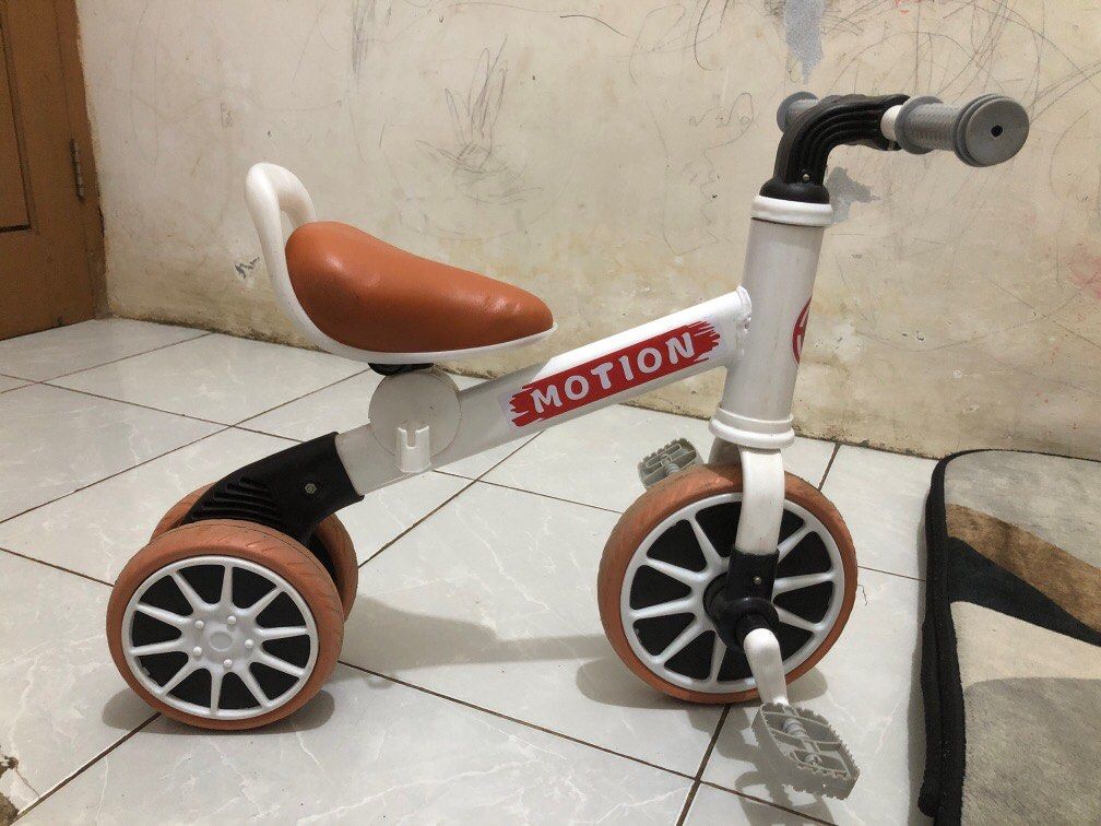 Azai balance best sale bike