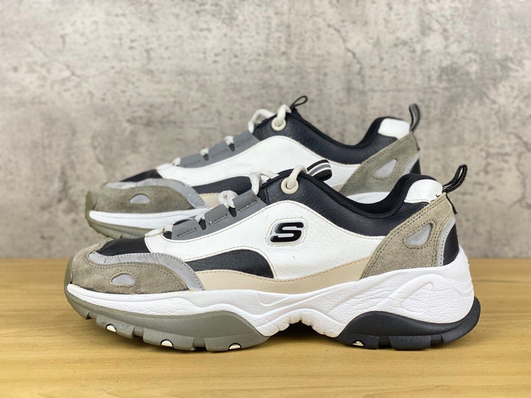 Skechers D Lites 4.0 Size 42 27 cm Fesyen Pria Sepatu