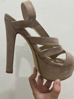 (Category: ) located in . Submitted by preloveitems___ (Listing ID 1287569426, Image 1). Description: .