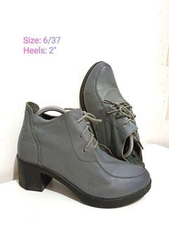 Thrifted Korean Fashion Boots Size: 6/37