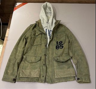 由 tod.jan (刊登 ID 1287589450，圖片 1) 提交，位於 的 (類別：)，說明：。