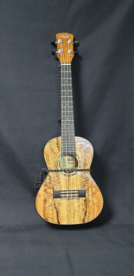 Alulu ukulele 2024