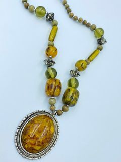 Vintage Necklace Chunky Pendant