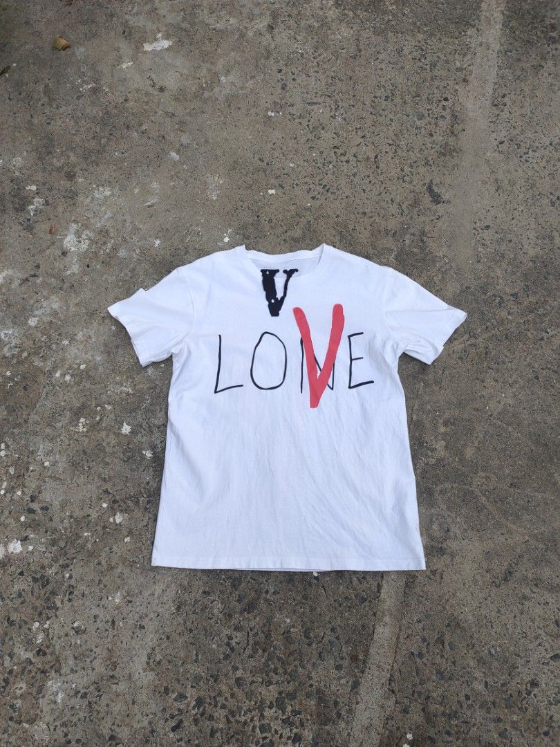 Vlone Love Tee (Category: Activewear) located in Marikina City. Submitted by rone.v (Listing ID 1287561327, Image 1). Description: Vlone Love Tee No issue Size M on tag 20x27.5 Fb: Rone Cyrus Danielle Bargayo Can do meet up around marikina Ship sa malayo.
